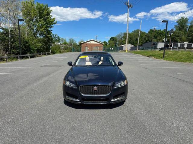 2016 Jaguar XF 35t Premium