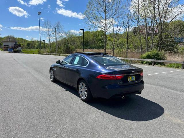2016 Jaguar XF 35t Premium