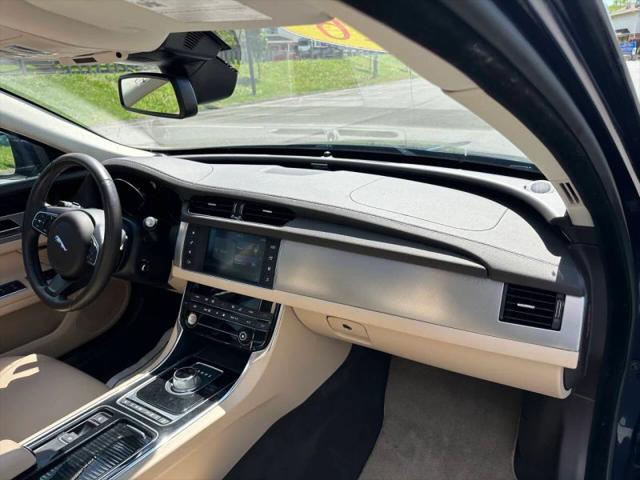 2016 Jaguar XF 35t Premium