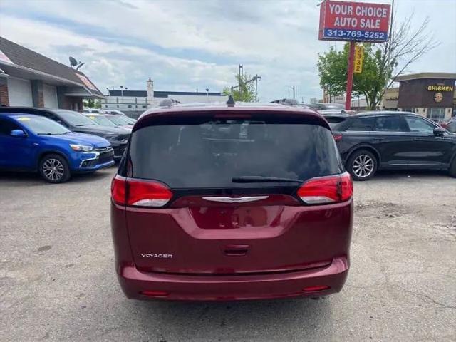 2021 Chrysler Voyager LXI