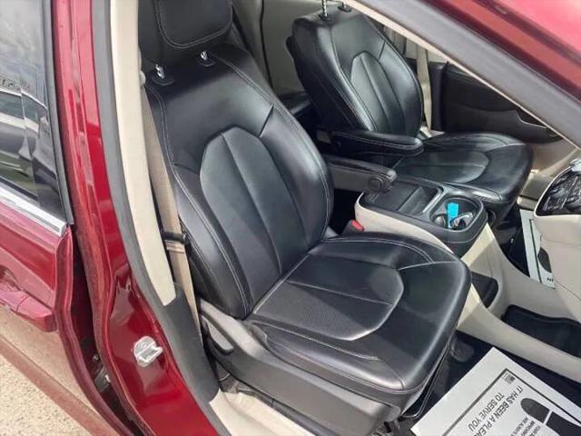 2021 Chrysler Voyager LXI