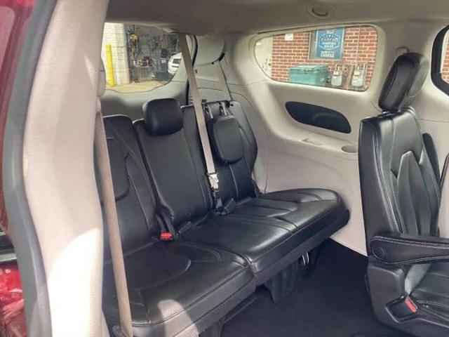 2021 Chrysler Voyager LXI