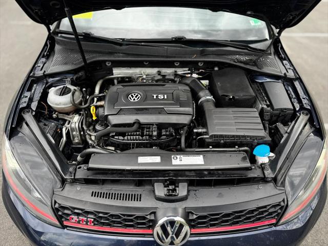 2017 Volkswagen Golf GTI Sport 4-Door
