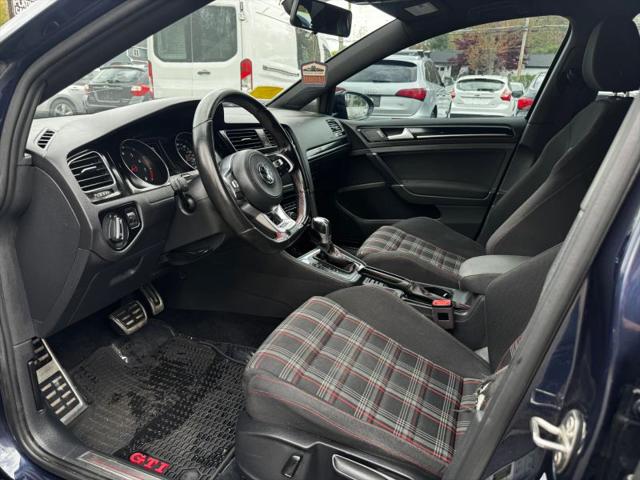 2017 Volkswagen Golf GTI Sport 4-Door