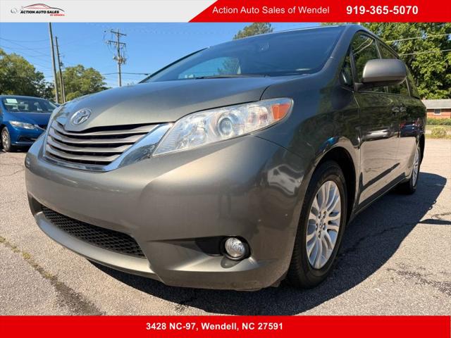 2013 Toyota Sienna XLE V6 8 Passenger for sale in Wendell, NC