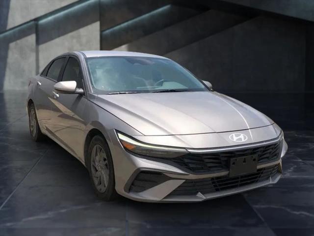 2024 Hyundai Elantra Hybrid Blue