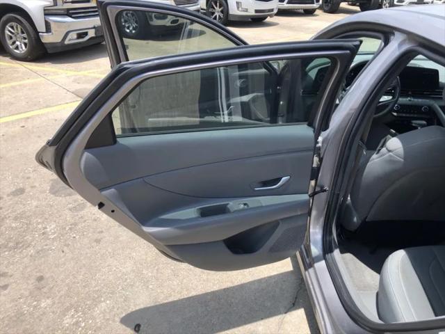 2024 Hyundai Elantra Hybrid Blue