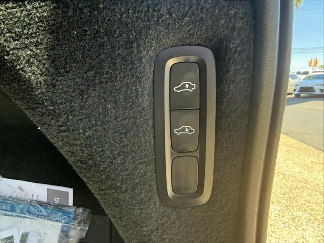 2017 Volvo XC90 Hybrid T8 Inscription