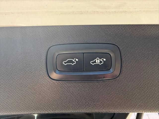 2017 Volvo XC90 Hybrid T8 Inscription