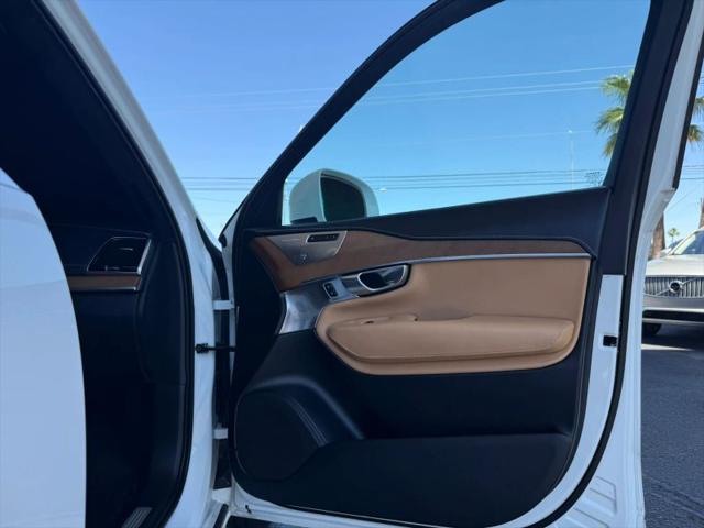 2017 Volvo XC90 Hybrid T8 Inscription