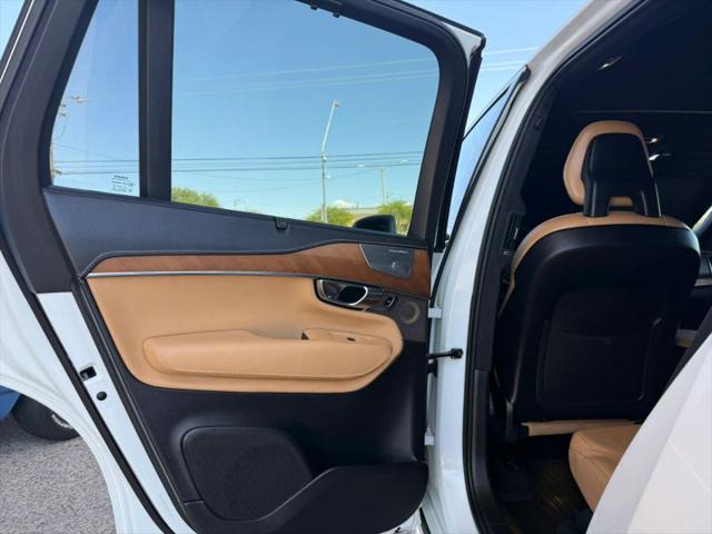 2017 Volvo XC90 Hybrid T8 Inscription