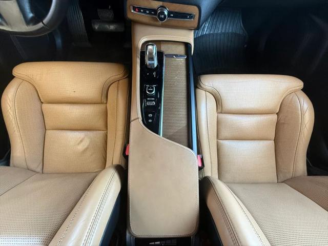 2017 Volvo XC90 Hybrid T8 Inscription