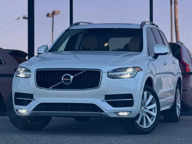 2016 Volvo XC90 T6 Momentum