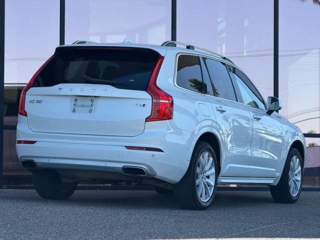 2016 Volvo XC90 T6 Momentum