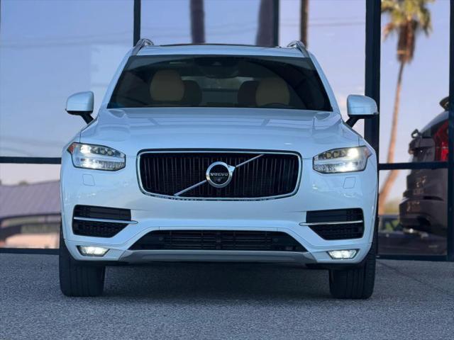 2016 Volvo XC90 T6 Momentum