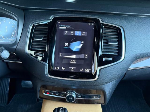 2016 Volvo XC90 T6 Momentum