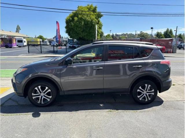 2017 Toyota RAV4 LE