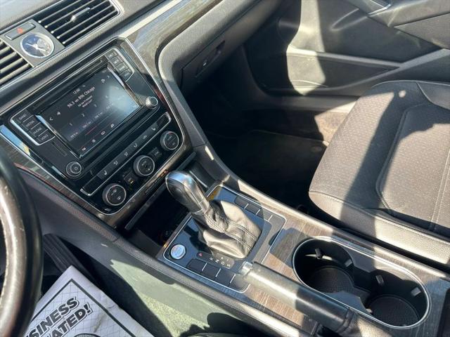 2017 Volkswagen Passat 1.8T SE