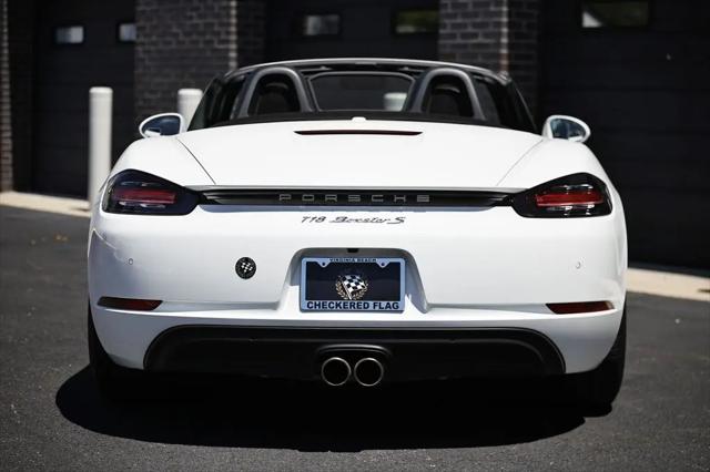 2025 Porsche 718 Boxster S