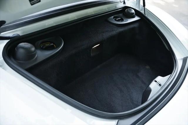 2025 Porsche 718 Boxster S
