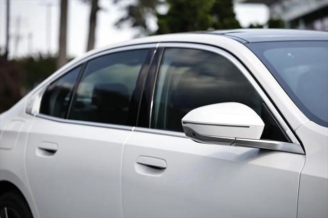 2027 BMW 5 Series 530i