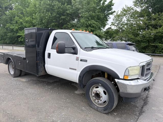 2004 Ford F-550 XL