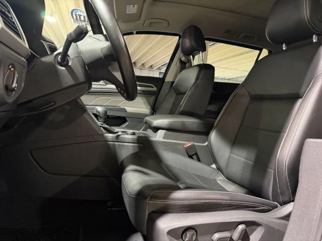 2021 Volkswagen Atlas 3.6L V6 SE w/Technology