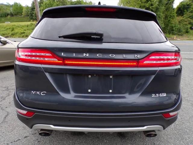 2015 Lincoln MKC Base