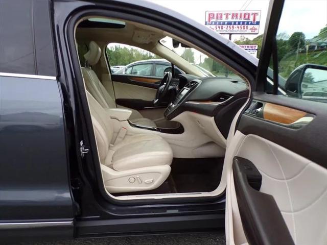 2015 Lincoln MKC Base
