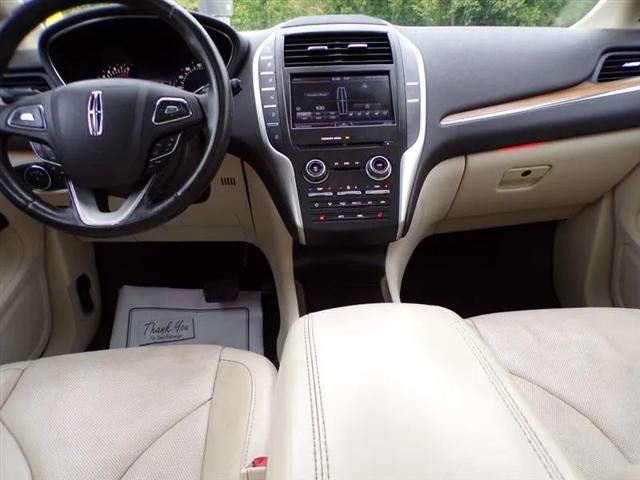 2015 Lincoln MKC Base