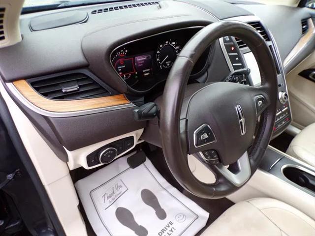 2015 Lincoln MKC Base