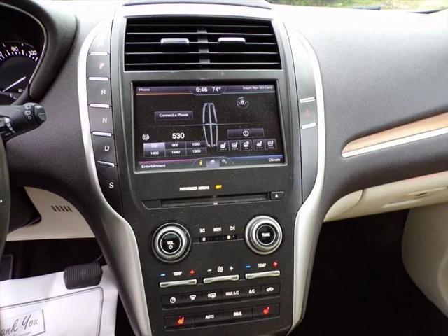 2015 Lincoln MKC Base