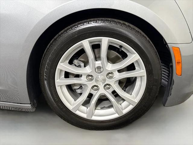 2023 Chevrolet Camaro RWD Coupe 1LS