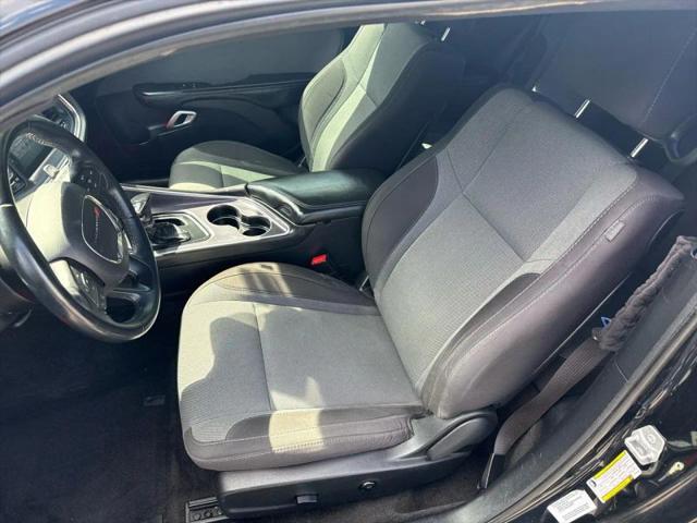 2015 Dodge Challenger SXT
