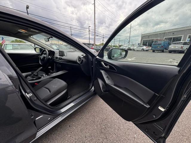 2015 Mazda Mazda3 i Sport