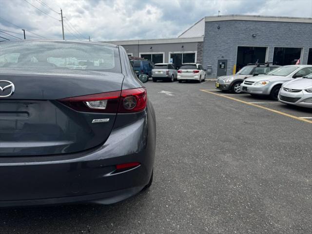 2015 Mazda Mazda3 i Sport