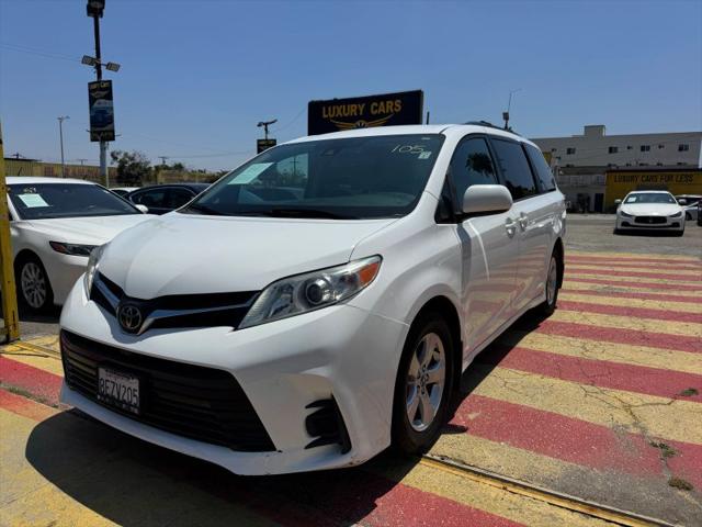 2018 Toyota Sienna LE 8 Passenger for sale in Inglewood, CA