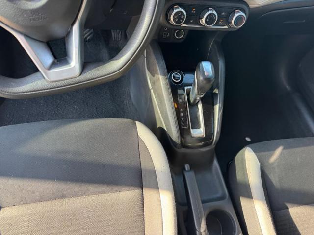 2021 Nissan Versa SV Xtronic CVT