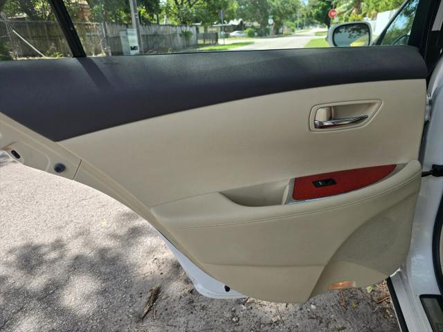 2010 Lexus ES 350 350