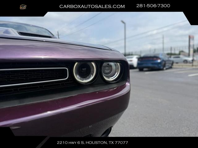 2021 Dodge Challenger SXT
