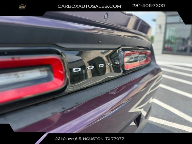 2021 Dodge Challenger SXT