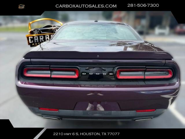 2021 Dodge Challenger SXT