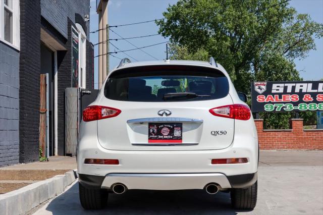 2017 INFINITI QX50 Base