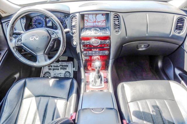 2017 INFINITI QX50 Base