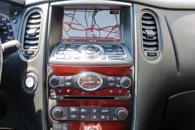 2017 INFINITI QX50 Base