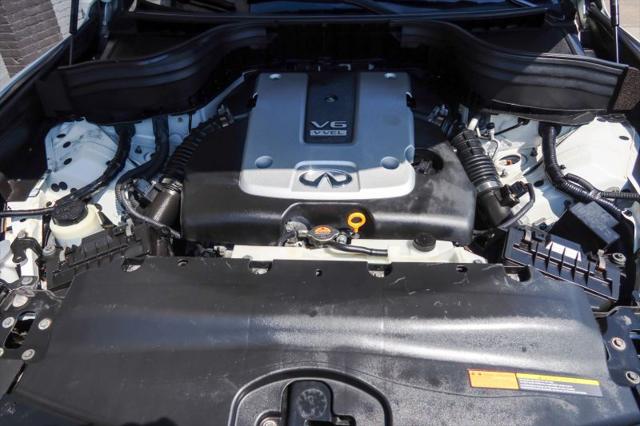 2017 INFINITI QX50 Base