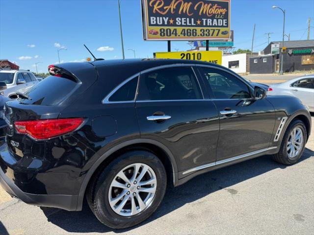 2017 INFINITI QX70 3.7