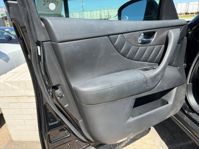 2017 INFINITI QX70 3.7