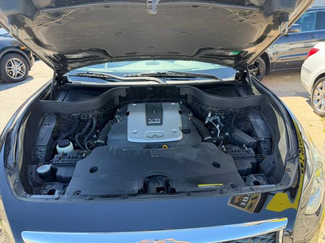 2017 INFINITI QX70 3.7