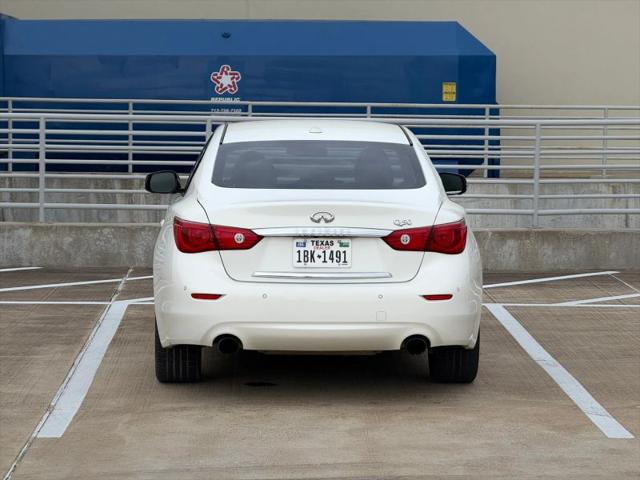 2015 INFINITI Q50 Premium